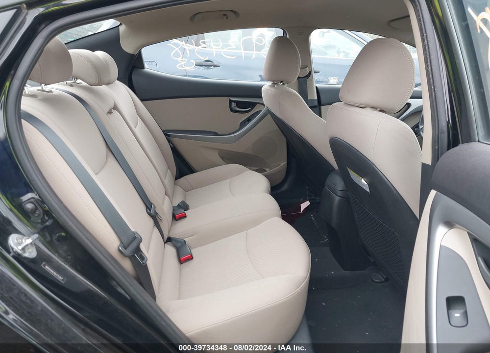 2016 HYUNDAI ELANTRA SE VIN: 5NPDH4AE4GH775247