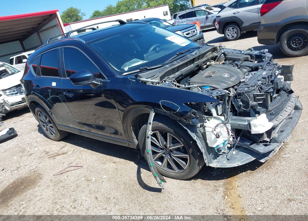 2018 MAZDA CX-5 TOURING VIN: JM3KFBCM1J0307090