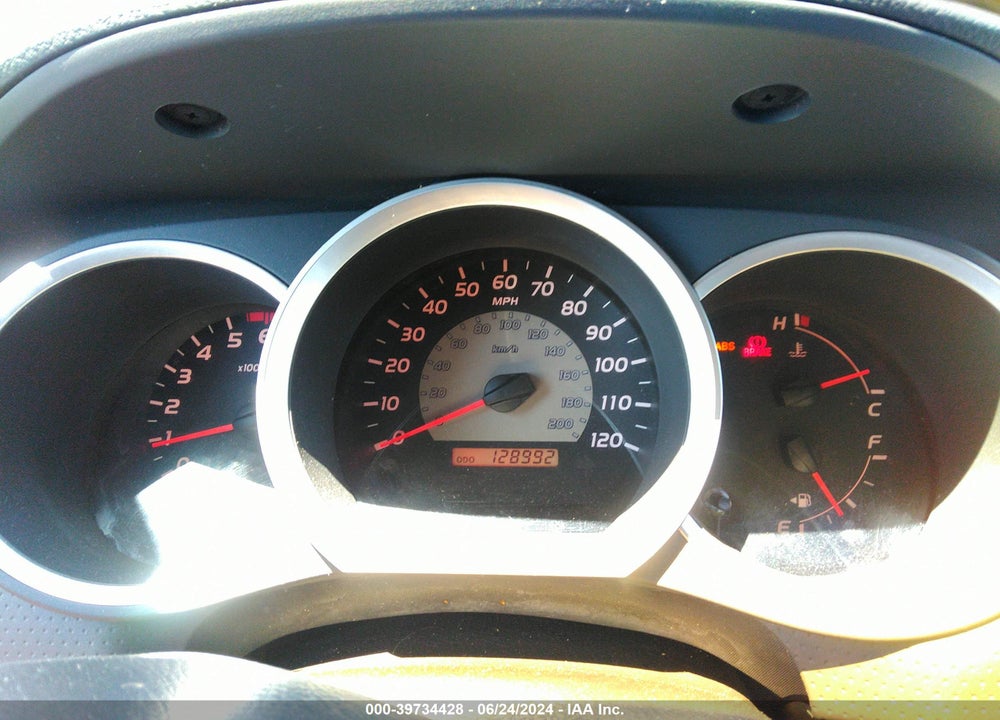 2005 TOYOTA TACOMA V6 VIN: 5TETU22NX5Z077066