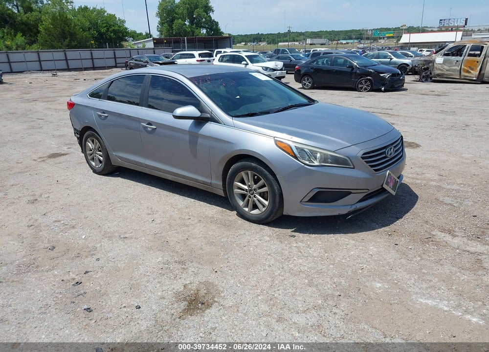2016 HYUNDAI SONATA VIN: 5NPE24AF2GH273724