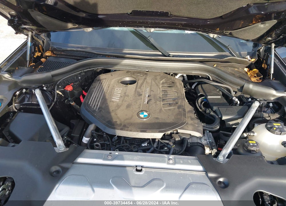 2021 BMW X3 VIN: 5UXTY9C00M9G99039
