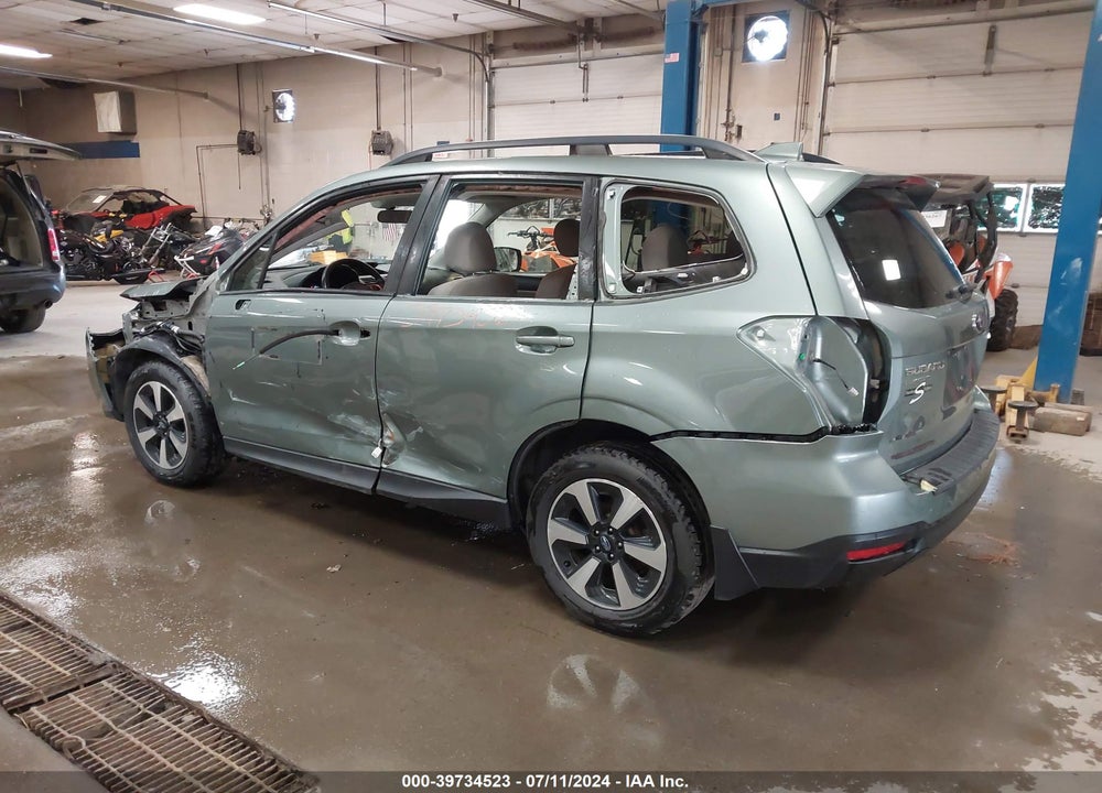 2017 SUBARU FORESTER VIN: JF2SJAGC5HH429919