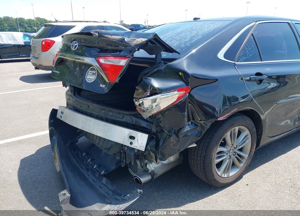 2015 TOYOTA CAMRY SE VIN: 4T1BF1FK6FU111123