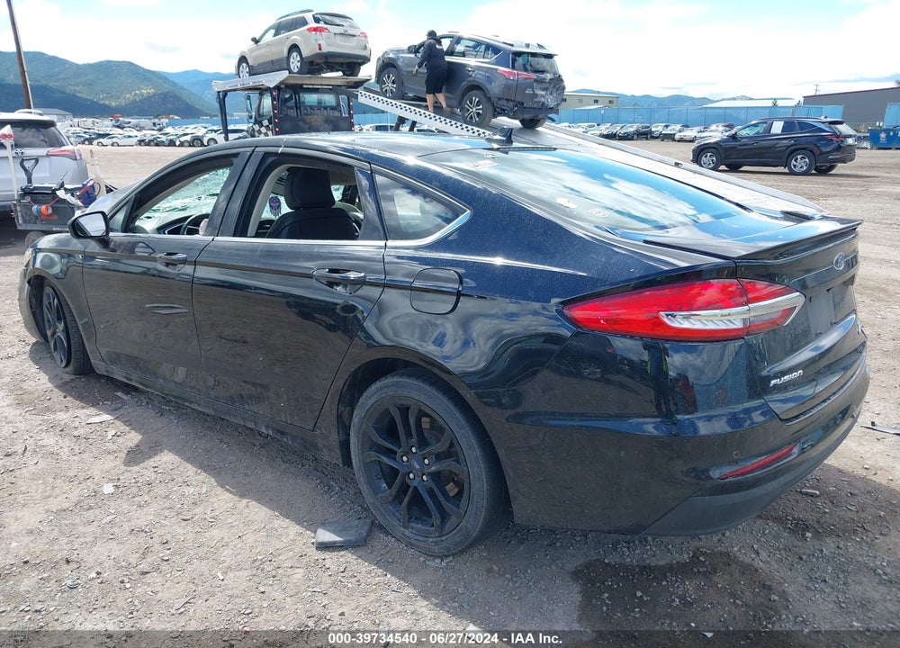 2019 FORD FUSION SE VIN: 3FA6P0HD1KR179560