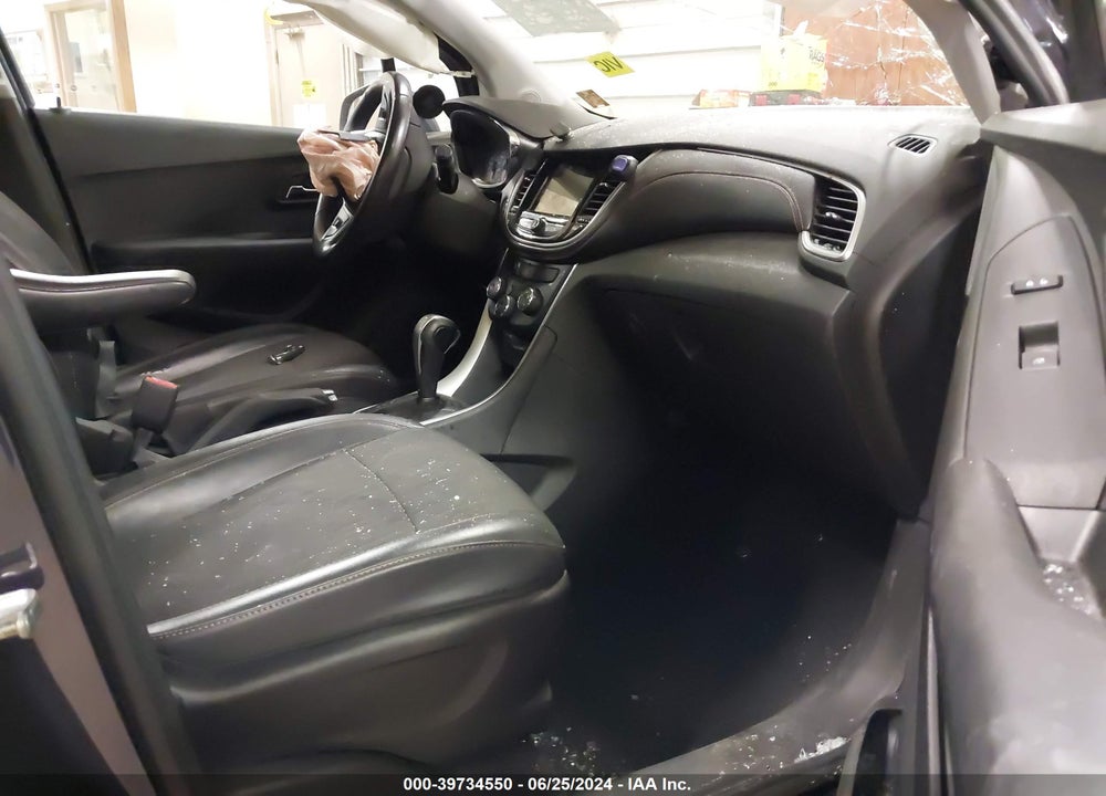 2019 CHEVROLET TRAX VIN: 3GNCJLSB1KL260690