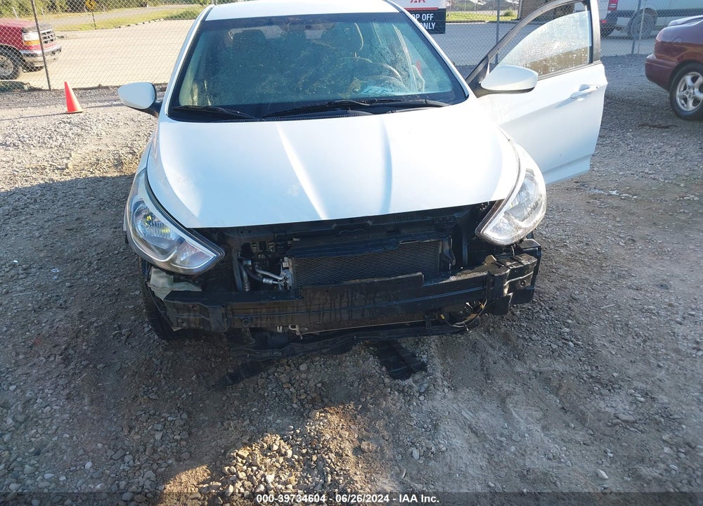 2016 HYUNDAI ACCENT SE VIN: KMHCT5AE5GU241367