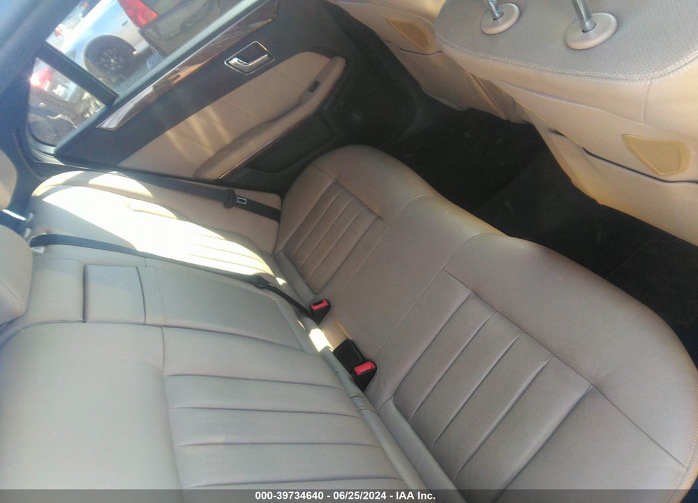 2011 MERCEDES-BENZ E 550 4MATIC VIN: WDDHF9AB4BA506648