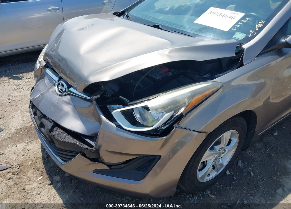 2014 HYUNDAI ELANTRA SE VIN: 5NPDH4AE9EH518467