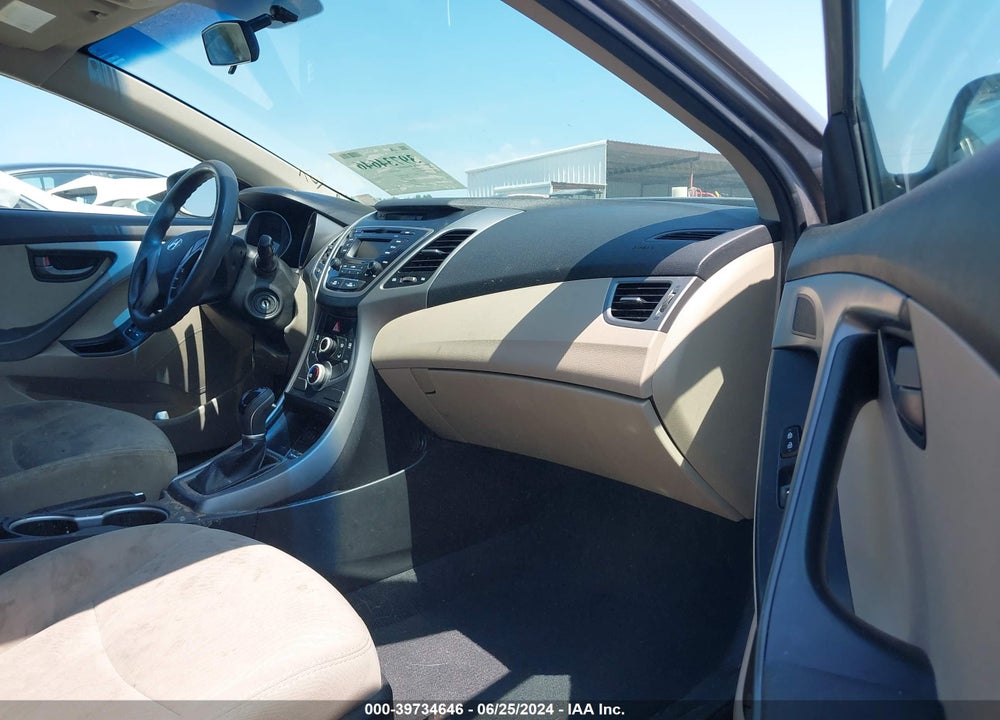 2014 HYUNDAI ELANTRA SE VIN: 5NPDH4AE9EH518467
