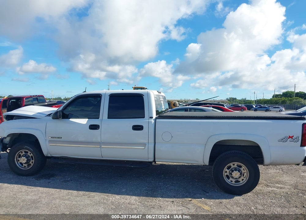 2004 CHEVROLET SILVERADO 2500HD VIN: 1GCHK23U54F225492