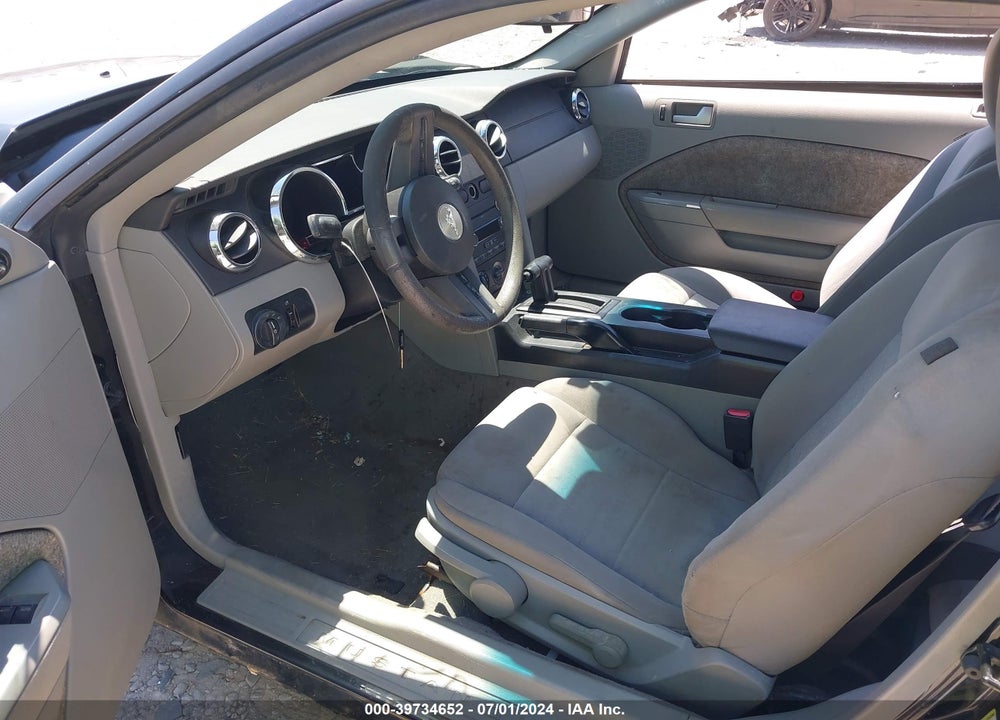 2008 FORD MUSTANG V6 DELUXE/V6 PREMIUM VIN: 1ZVHT80N885119477