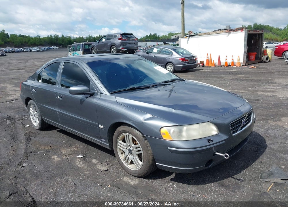2006 VOLVO S60 2.5T VIN: YV1RS592862535376