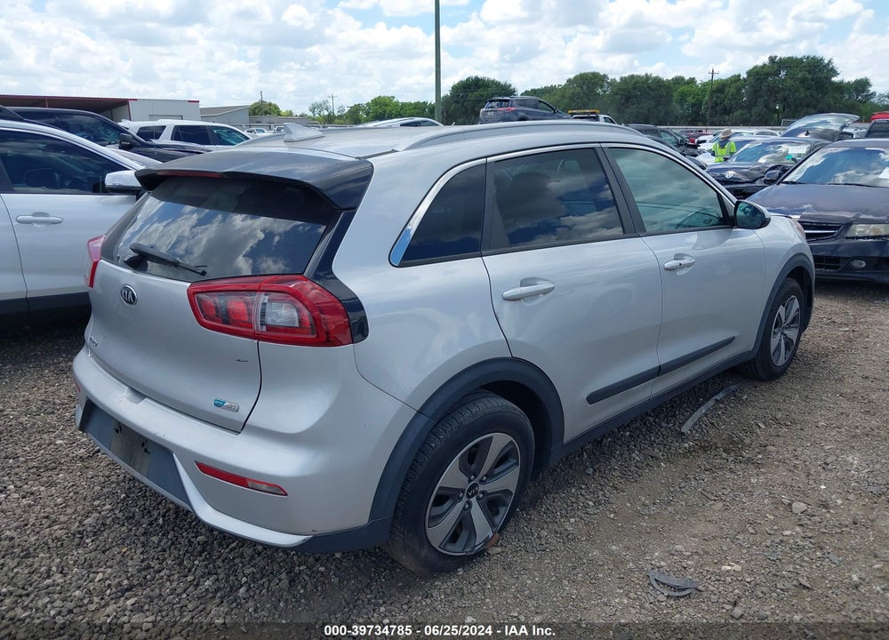 2018 KIA NIRO LX VIN: KNDCB3LC8J5209943
