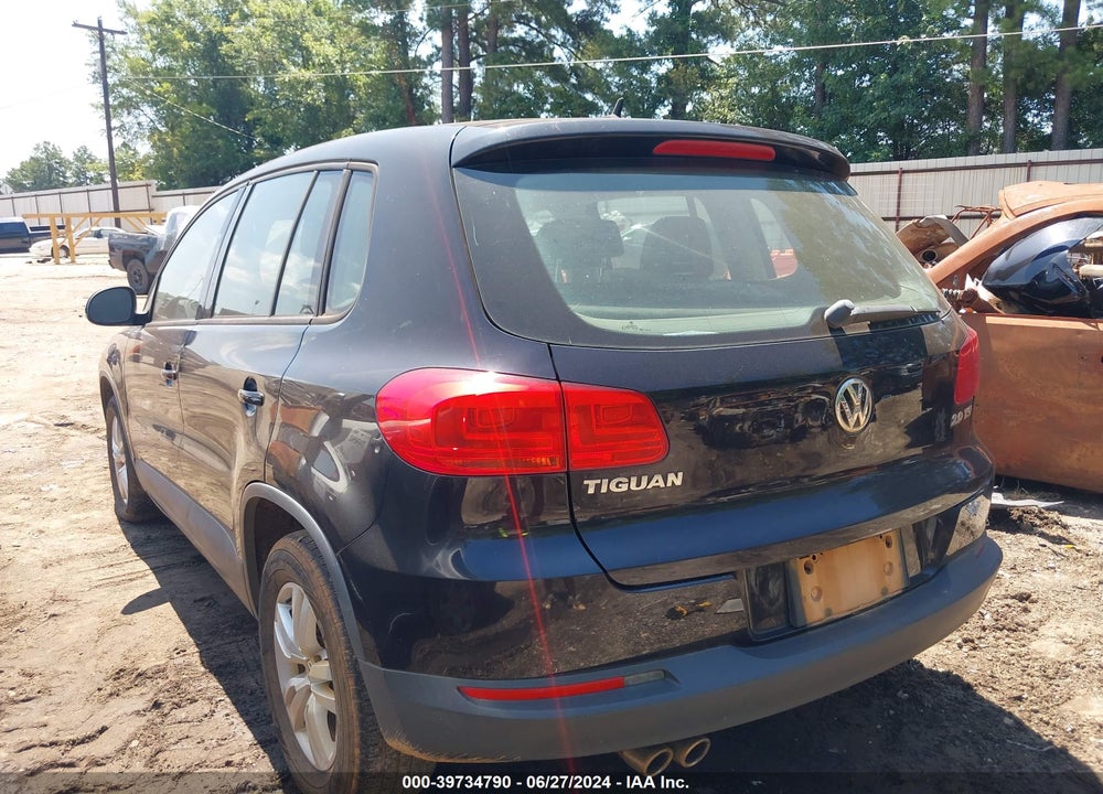 2014 VOLKSWAGEN TIGUAN S VIN: WVGAV3AX6EW606857