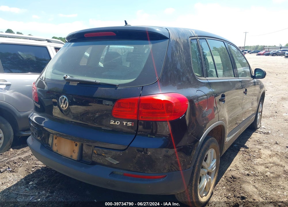 2014 VOLKSWAGEN TIGUAN S VIN: WVGAV3AX6EW606857