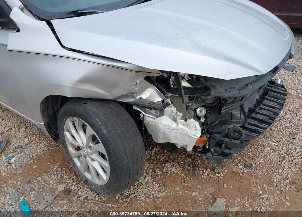 2018 NISSAN SENTRA SV VIN: 3N1AB7AP2JY348251