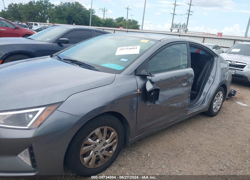 2019 HYUNDAI ELANTRA SE VIN: 5NPD74LF1KH463341