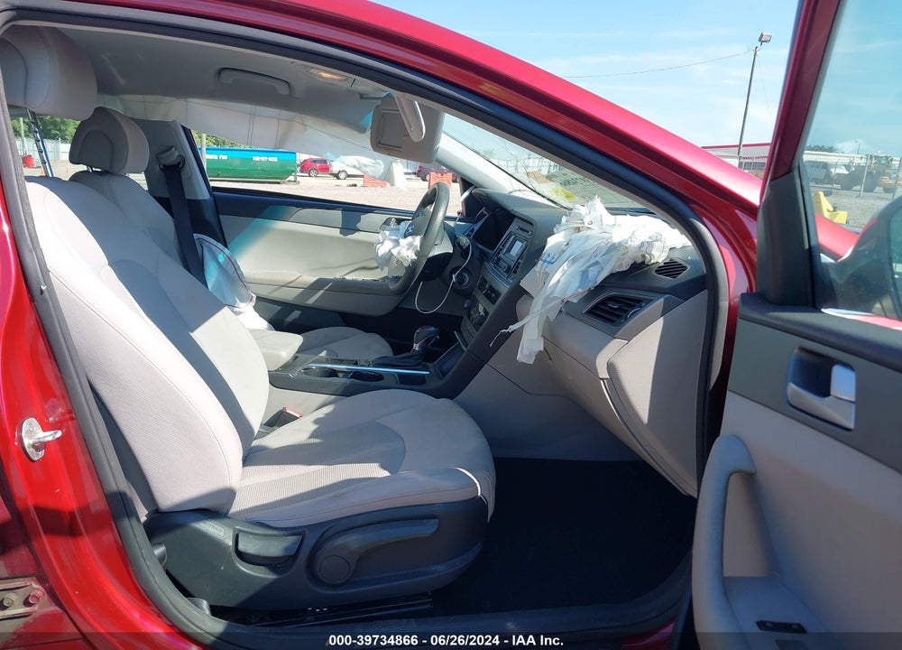 2015 HYUNDAI SONATA SE VIN: 5NPE24AF9FH219304