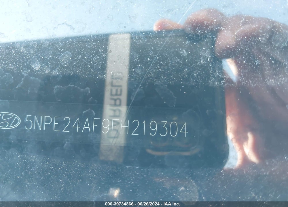 2015 HYUNDAI SONATA SE VIN: 5NPE24AF9FH219304