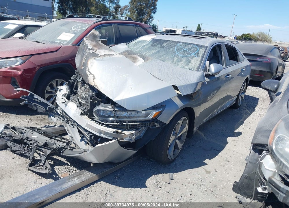 2018 HONDA ACCORD TOURING 2.0T VIN: 1HGCV2F99JA007994