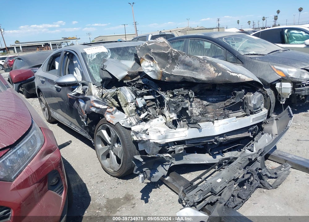 2018 HONDA ACCORD TOURING 2.0T VIN: 1HGCV2F99JA007994