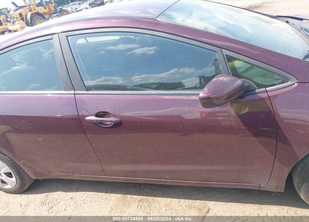 2017 KIA FORTE VIN: 3KPFK4A70HE099185