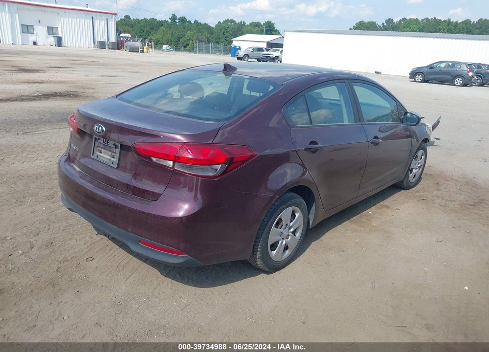 2017 KIA FORTE VIN: 3KPFK4A70HE099185