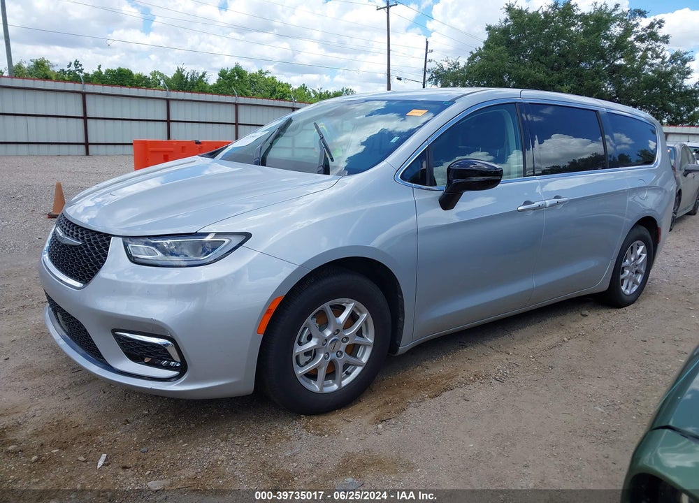 2024 CHRYSLER PACIFICA TOURING L VIN: 2C4RC1BGXRR125850