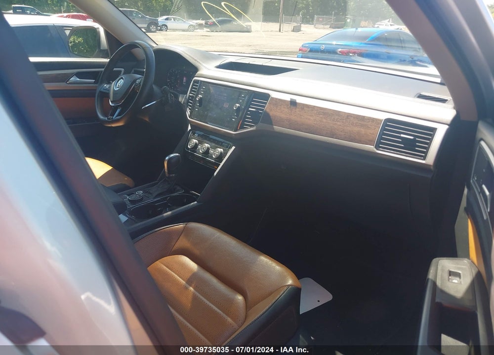 2018 VOLKSWAGEN ATLAS 3.6L V6 SEL PREMIUM VIN: 1V2NR2CA8JC583704