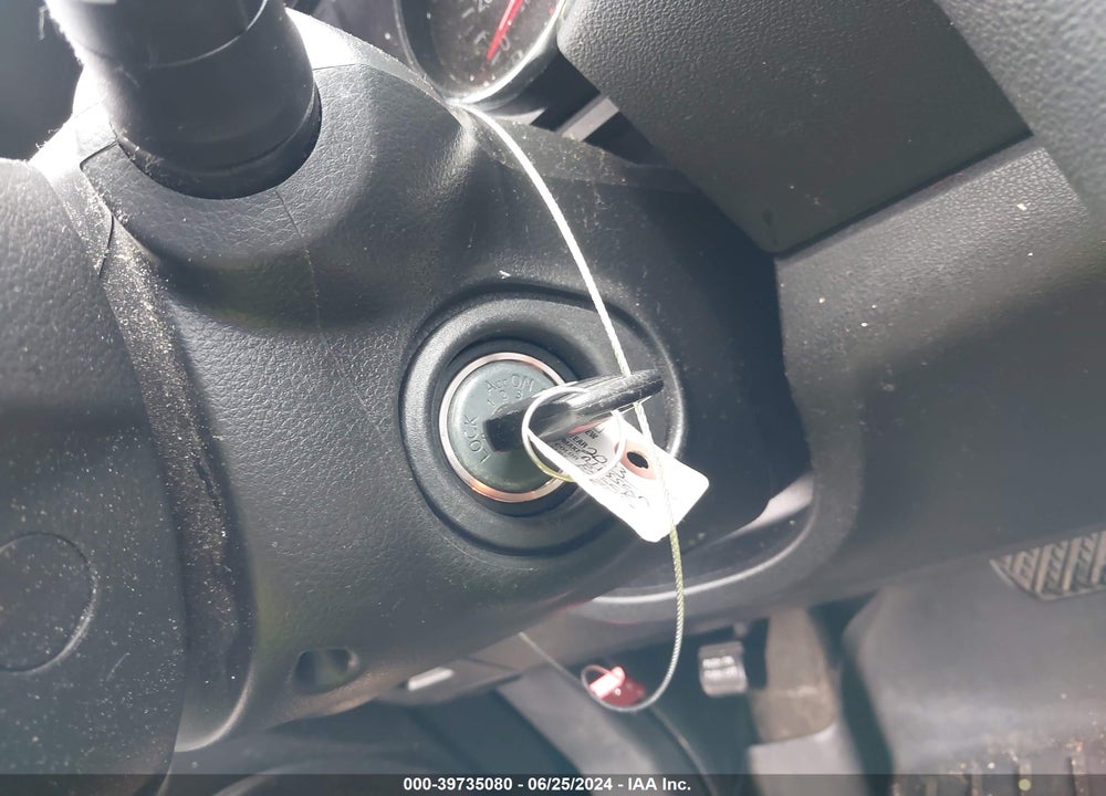 2013 NISSAN ROGUE S VIN: JN8AS5MT0DW528628