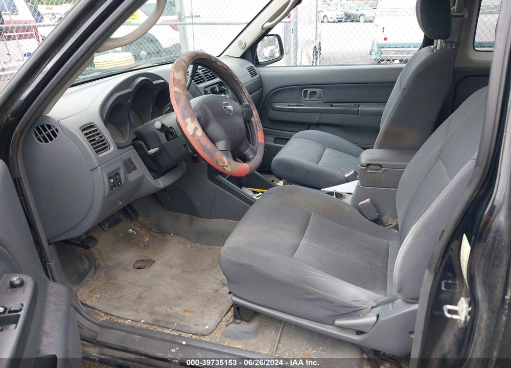2004 NISSAN FRONTIER XE VIN: 1N6DD26T94C418044