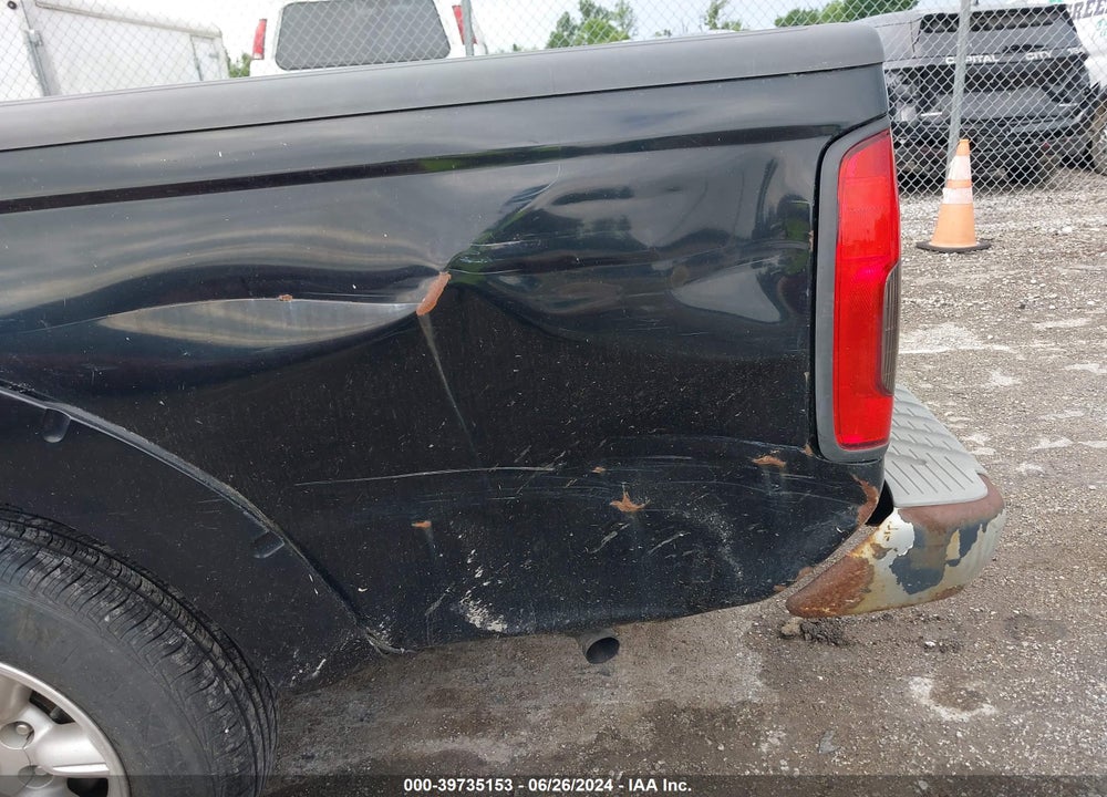 2004 NISSAN FRONTIER XE VIN: 1N6DD26T94C418044