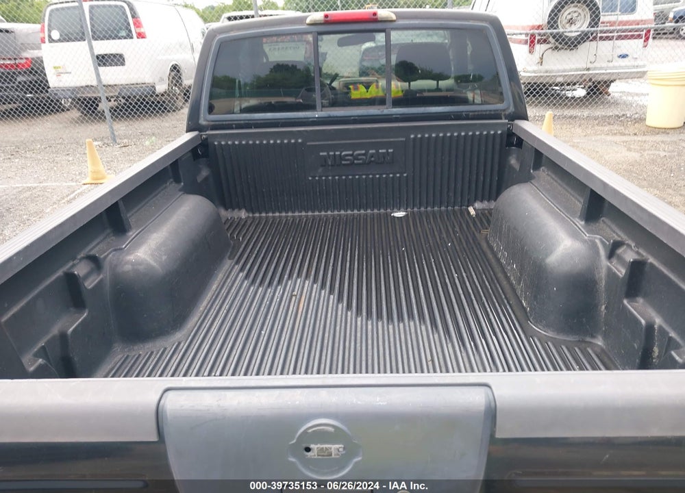 2004 NISSAN FRONTIER XE VIN: 1N6DD26T94C418044