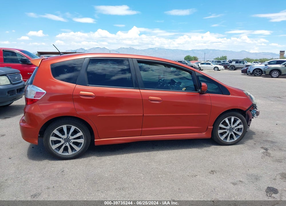 2012 HONDA FIT SPORT VIN: JHMGE8H51CC038448