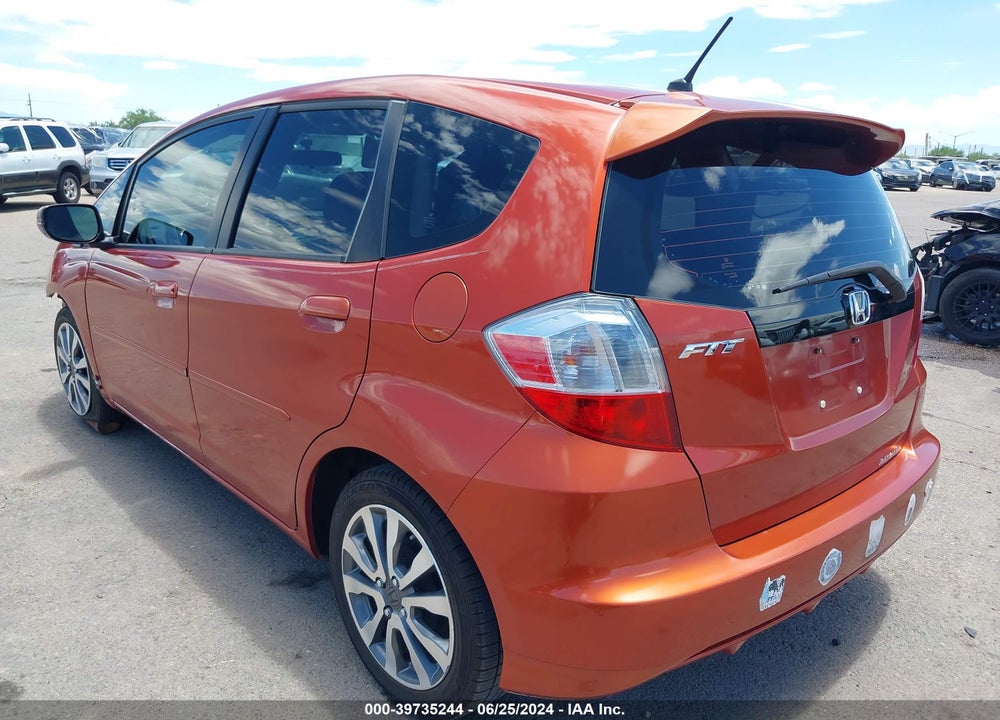2012 HONDA FIT SPORT VIN: JHMGE8H51CC038448