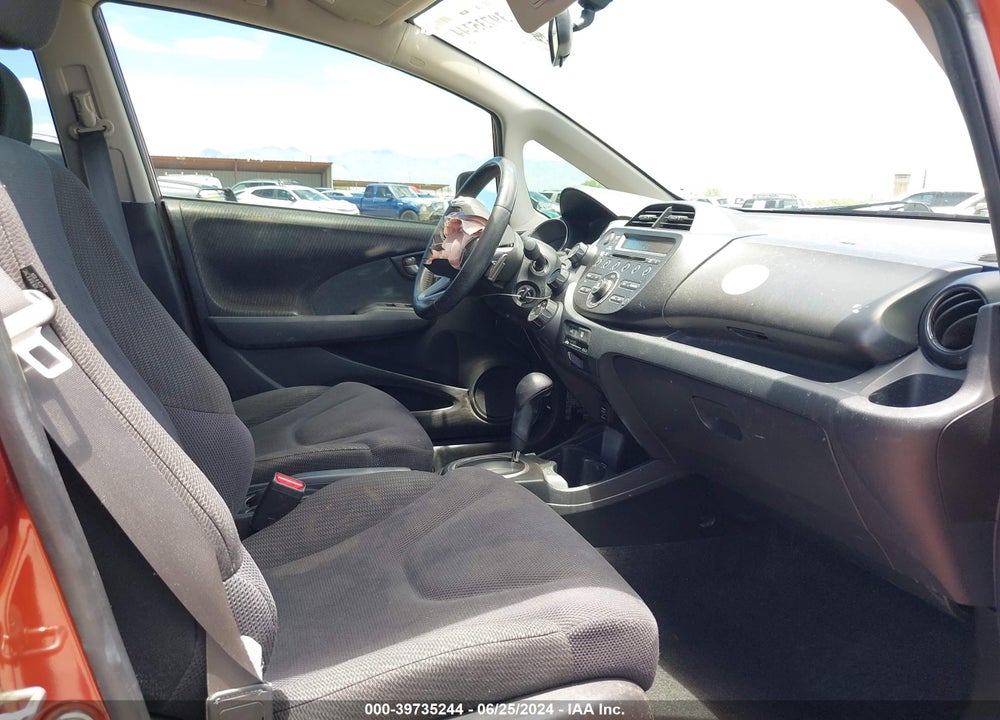 2012 HONDA FIT SPORT VIN: JHMGE8H51CC038448