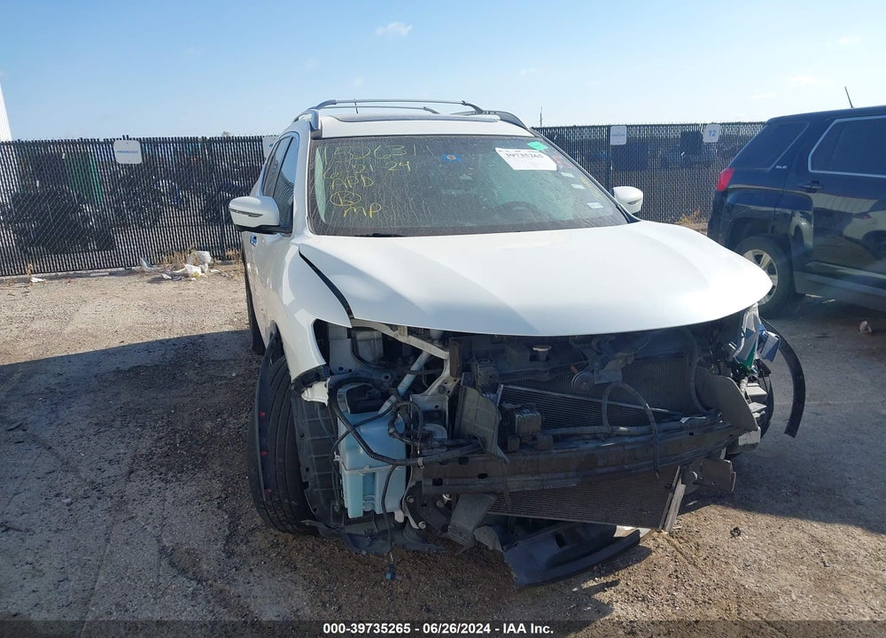 2016 NISSAN ROGUE SL VIN: 5N1AT2MV7GC812476