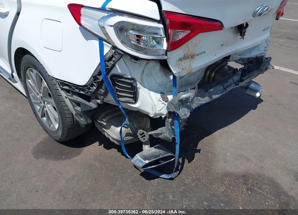 2015 HYUNDAI SONATA SPORT VIN: 5NPE34AF5FH081354