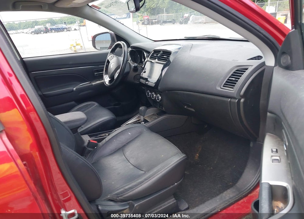2018 MITSUBISHI OUTLANDER SPORT 2.4 SEL VIN: JA4AP4AW6JZ034042