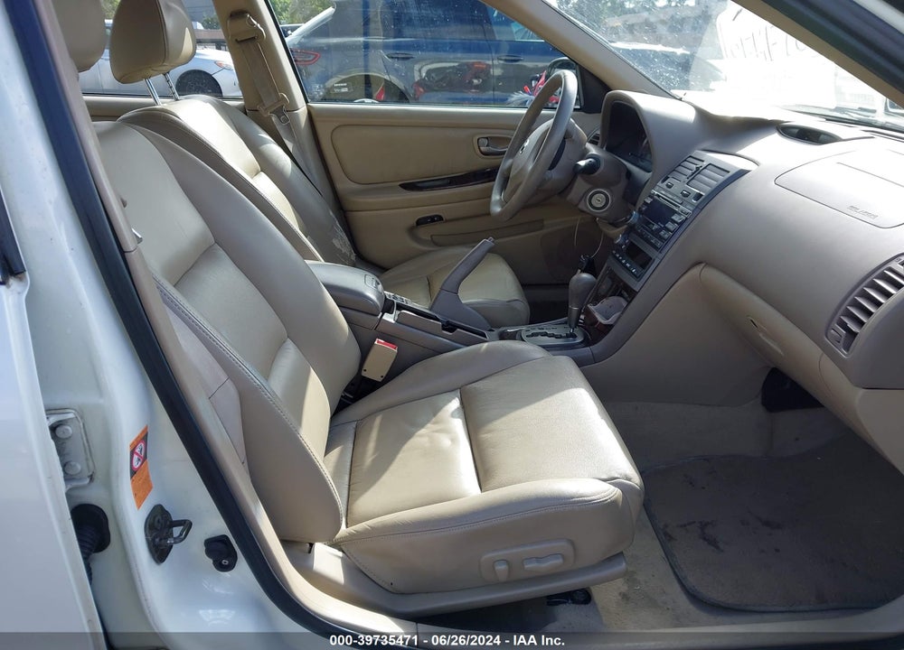 2003 NISSAN MAXIMA GLE VIN: JN1DA31A93T440229