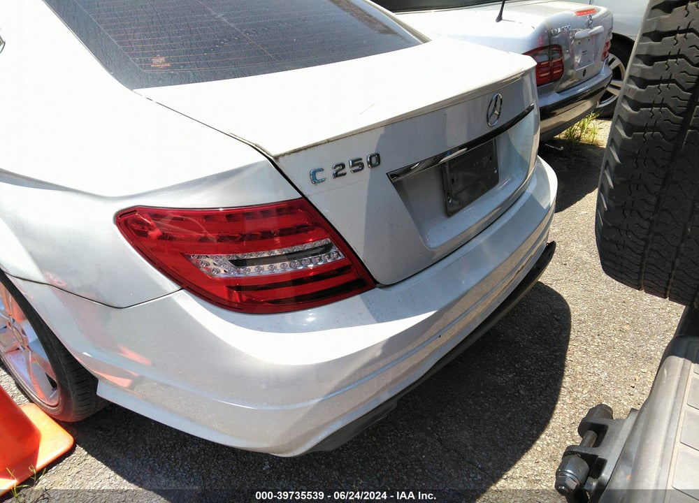 2012 MERCEDES-BENZ C 250 VIN: WDDGJ4HB3CF806463