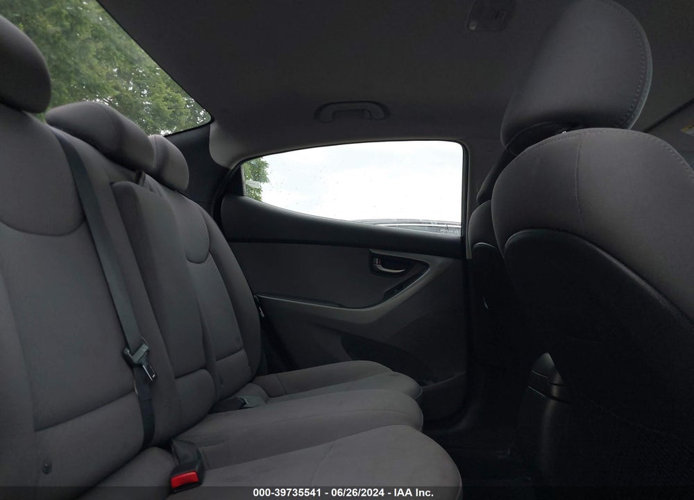 2016 HYUNDAI ELANTRA SE VIN: 5NPDH4AE9GH777060
