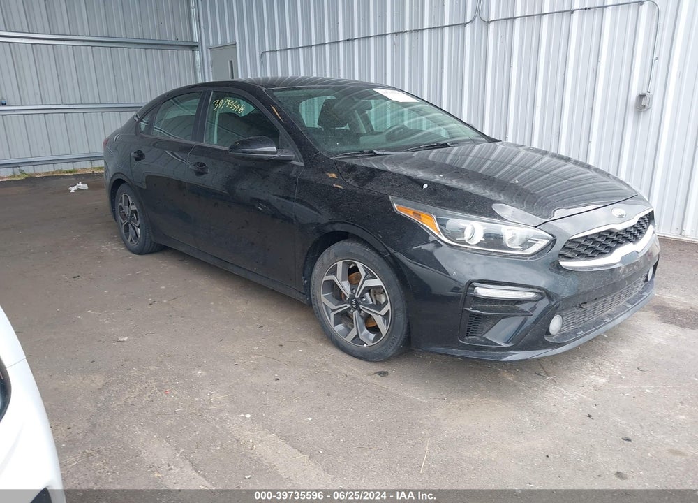 2019 KIA FORTE LXS VIN: 3KPF24AD2KE073023