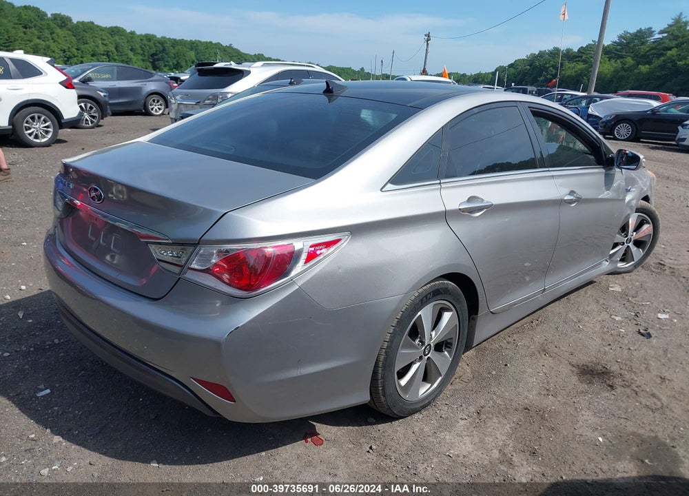 2012 HYUNDAI SONATA HYBRID VIN: KMHEC4A44CA025354