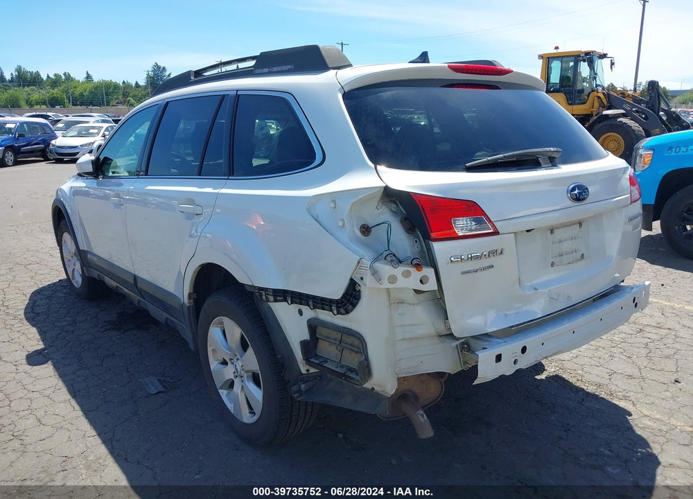 2011 SUBARU OUTBACK 2.5I LIMITED VIN: 4S4BRBKC4B3418737