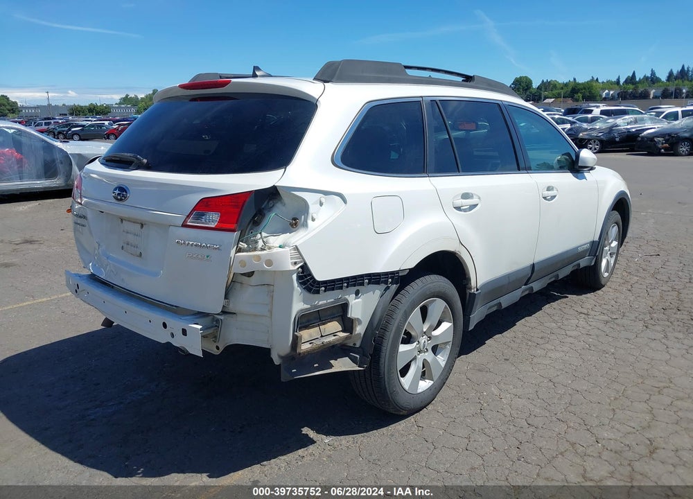 2011 SUBARU OUTBACK 2.5I LIMITED VIN: 4S4BRBKC4B3418737