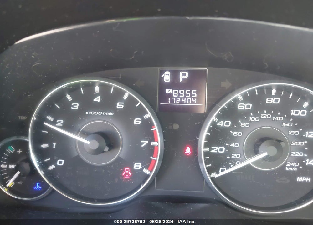 2011 SUBARU OUTBACK 2.5I LIMITED VIN: 4S4BRBKC4B3418737