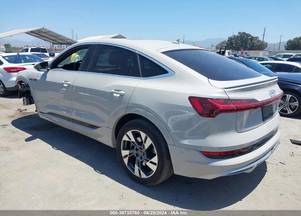 2022 AUDI E-TRON SPORTBACK PREMIUM PLUS S LINE QUATTRO VIN: WA12AAGEXNB040508