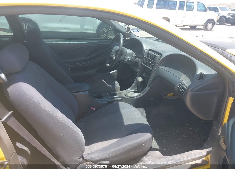 2004 FORD MUSTANG VIN: 1FAFP40404F118672