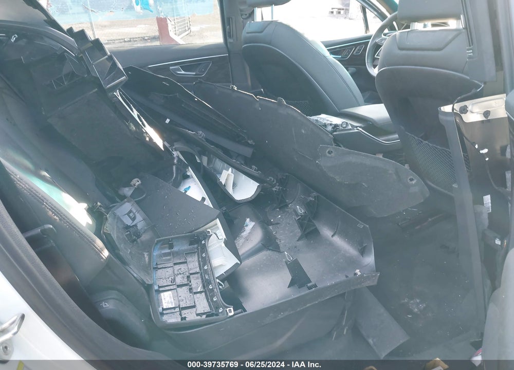 2020 AUDI Q7 PREMIUM PLUS 55 TFSI QUATTRO TIPTRONIC VIN: WA1LXAF76LD001860